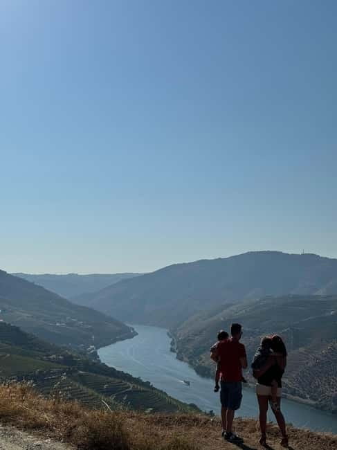 Douro offroad experience: visit to a winery and a picnic - Should you book it?