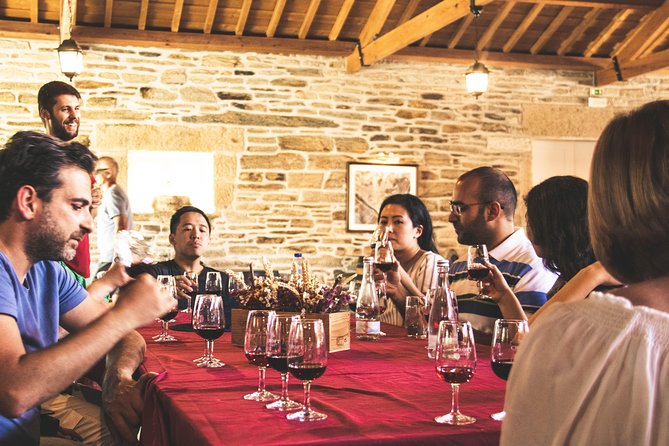 Douro Valley: private tour with lunch and wine estate all inclusive - A traditional lunch puts local food on the table