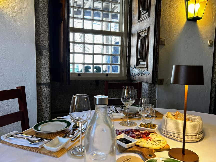 Douro Valley: Quinta Santa Júlia Tour, Wine Tasting & Lunch - Walking from the gate to the vineyards and gardens