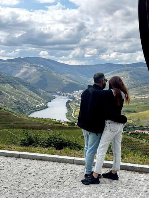 Douro Valley: Small-Group Tour, Winery's Lunch, Private Boat - The day at a glance