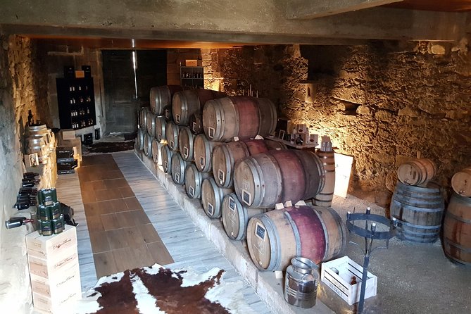 Douro Valley Tour: 2 Vineyard Visits, River Cruise, Winery Lunch - National Road 222 and the approach to Pinhão