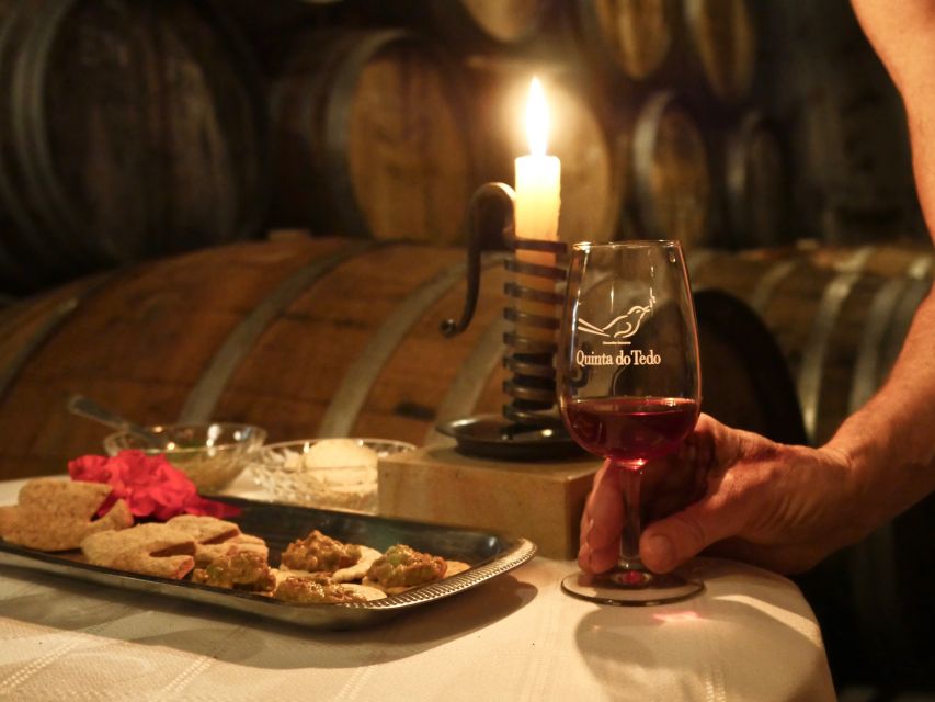 Douro Valley: Winery Tour at Quinta do Tedo and Tastings - Arriving at Quinta do Tedo near Folgosa