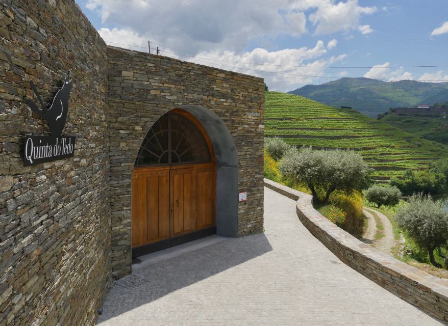 Douro Valley: Winery Tour at Quinta do Tedo and Tastings - A working 18th-century estate, not just a tasting counter