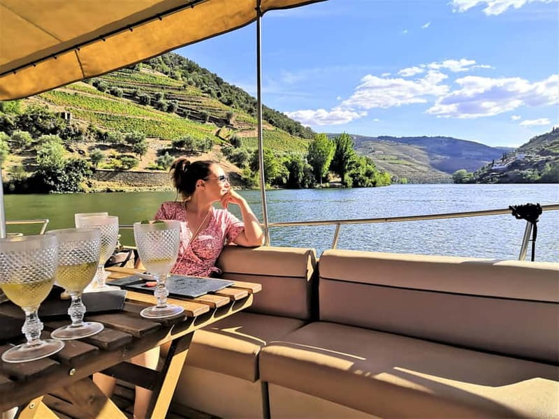 Douro Valley: Winery, Traditional Lunch & Private Boat Trip - Fire-cooked lunch at a local farm