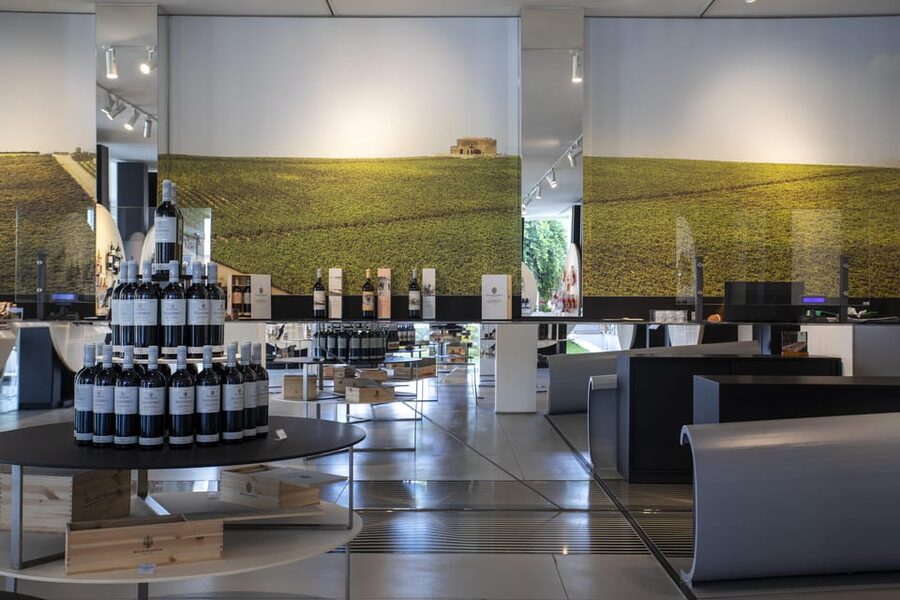 Duca di Salaparuta Winery: Duke's Excellences Tour - The shop is part of the experience