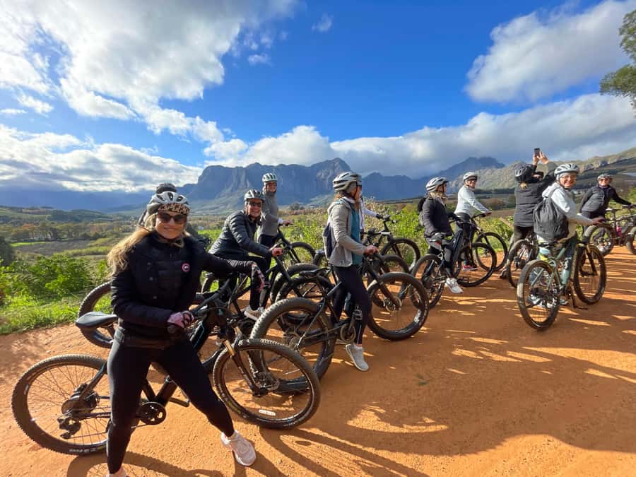 E-Bike Stellenbosch Winelands - Full Day Private Tour - Rainbow’s End and the first wine tasting