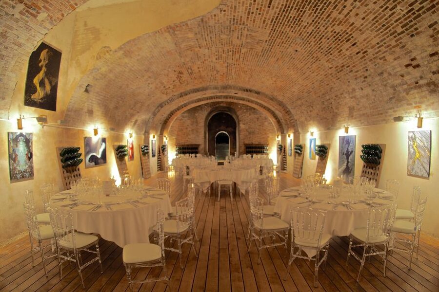 Epernay: Winery and Cellar Tour with Champagne Tasting - Why this small estate visit feels different