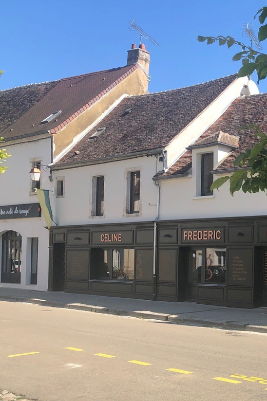 Escapade and tasting in the Chablis vineyards - Price and Value at $88