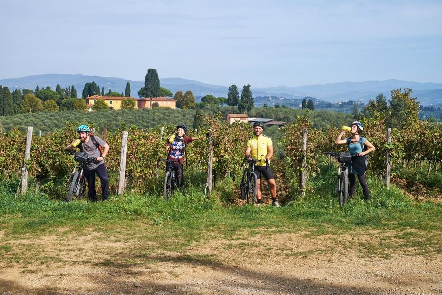 Florence: Chianti E-Bike Tour with Tuscan Lunch & Winery - Practical details before you reserve