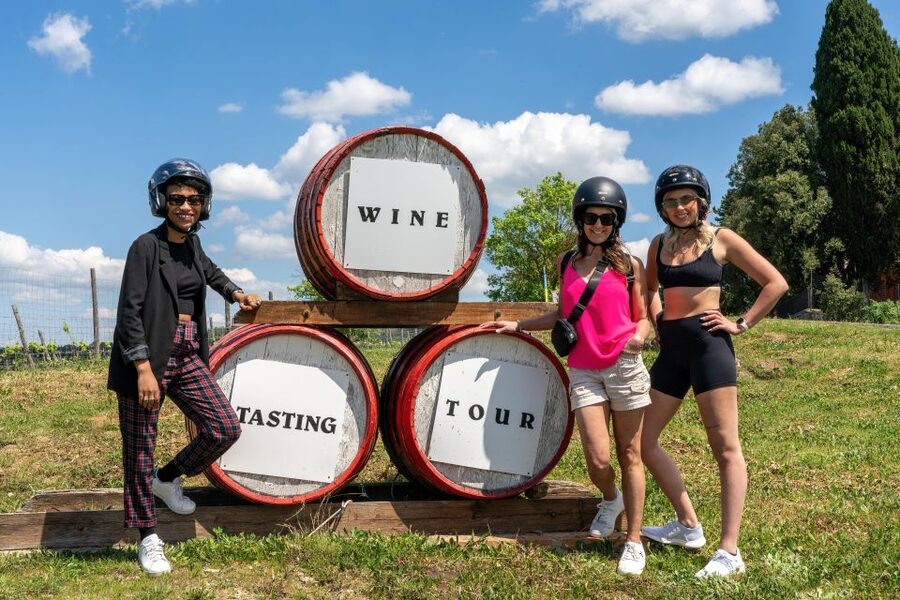 Florence: Chianti Wine Region Vespa or Fiat Topolino Tour - Your Florence departure and minivan transfer