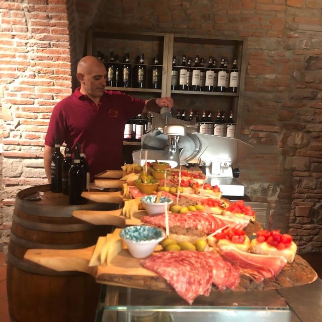 Florence Wine &Food: Taste Tuscan Flavors in Historic Cellar - My verdict: a smart city tasting with plenty to eat