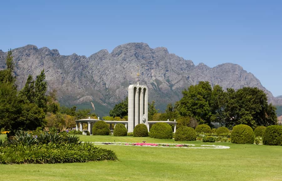From Cape Town: Full Day Winelands Tour with wine tastings - Three wine routes in one long Cape Town day