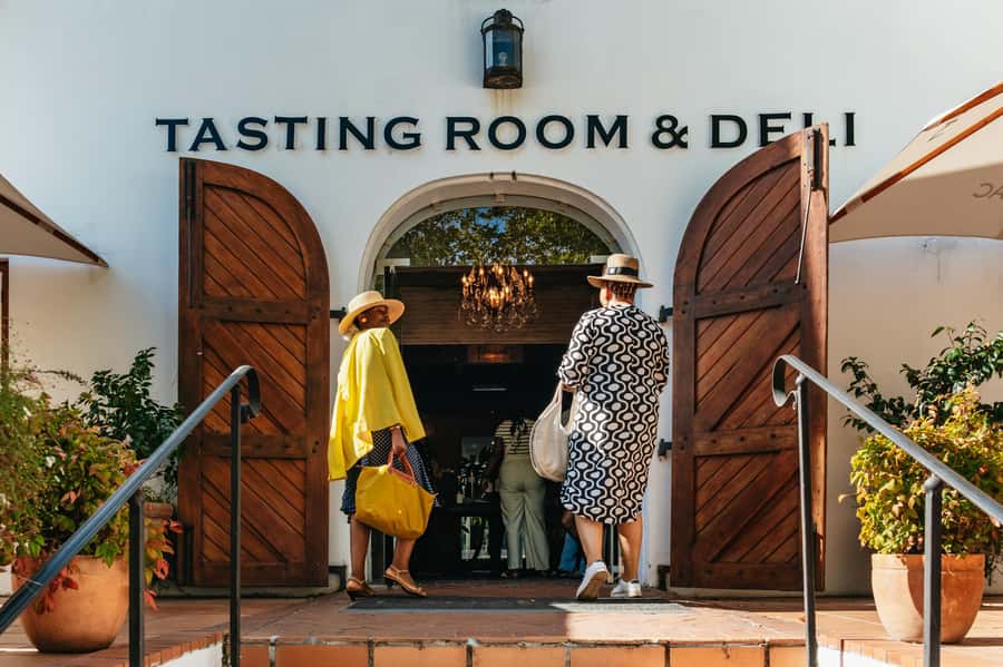 From Cape Town: Full Day Winelands Tour with wine tastings - Fairview Wine Estate and the Paarl tasting