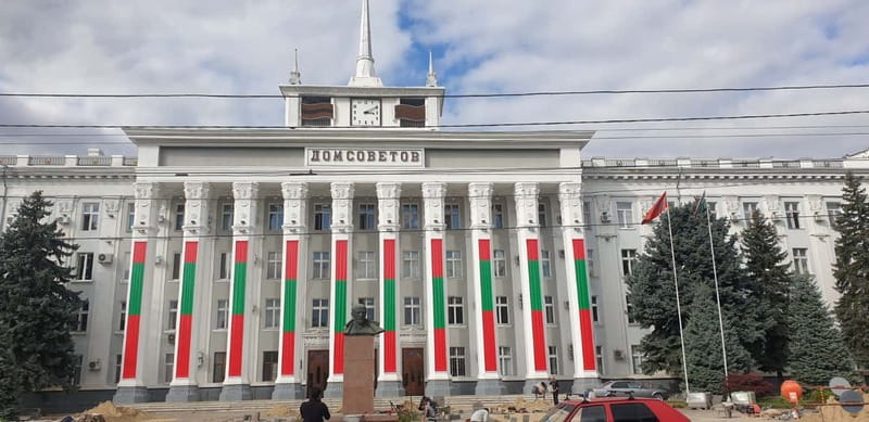 From Chisinau:Transnistria and Castle Mimi Winery by car - The checkpoint into Pridnestrovie