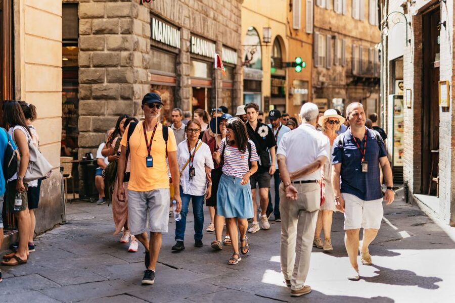 From Florence: Siena, San Gimignano, Pisa & Lunch at Winery - Meeting the coach near Santa Maria Novella