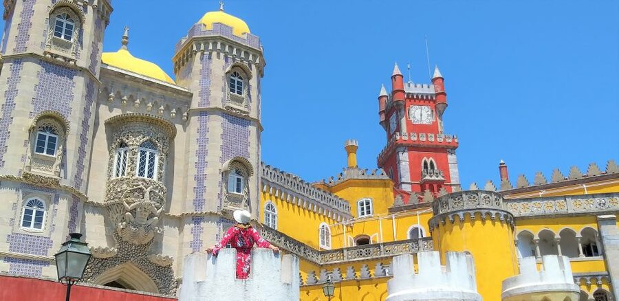 From Lisbon: Sintra, Pena Palace and Quinta da Regaleira - Free time in Sintra’s historic center