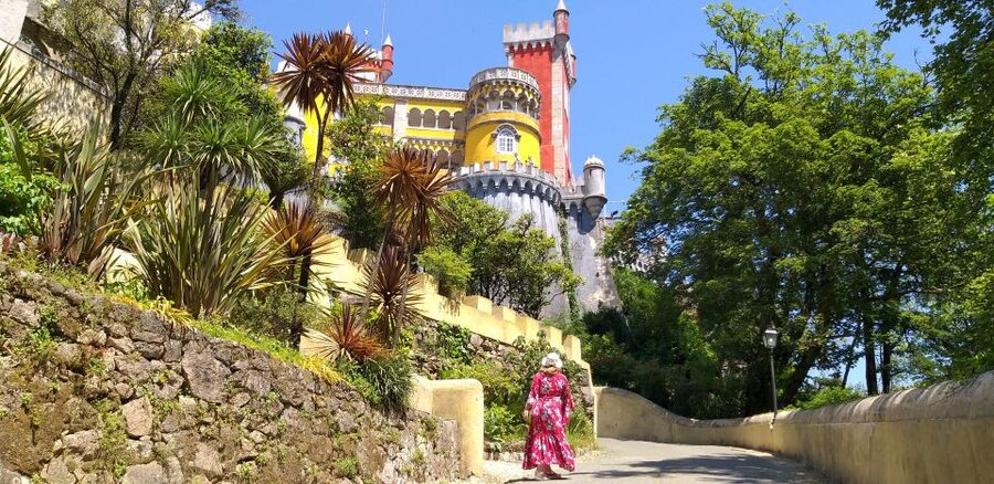 From Lisbon: Sintra, Pena Palace and Quinta da Regaleira - Weather, walking and practical limits