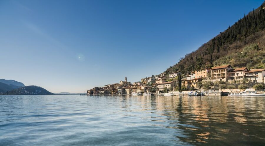 From Milan: Full Day in Franciacorta. 2 Wineries & Lunch - Leaving Milan from Bignami