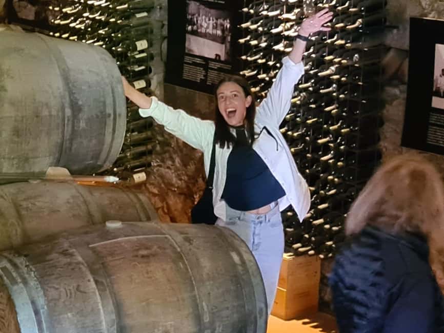 From Porto: 2 Wine Regions, Farm Lunch, and Boat Ride - The first winery: tasting at the table