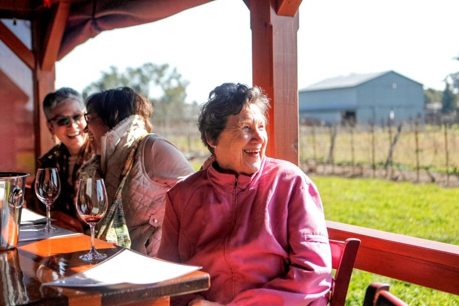 From San Francisco: Muir Woods & 3 Wineries in Napa & Sonoma - Who should book this tour?