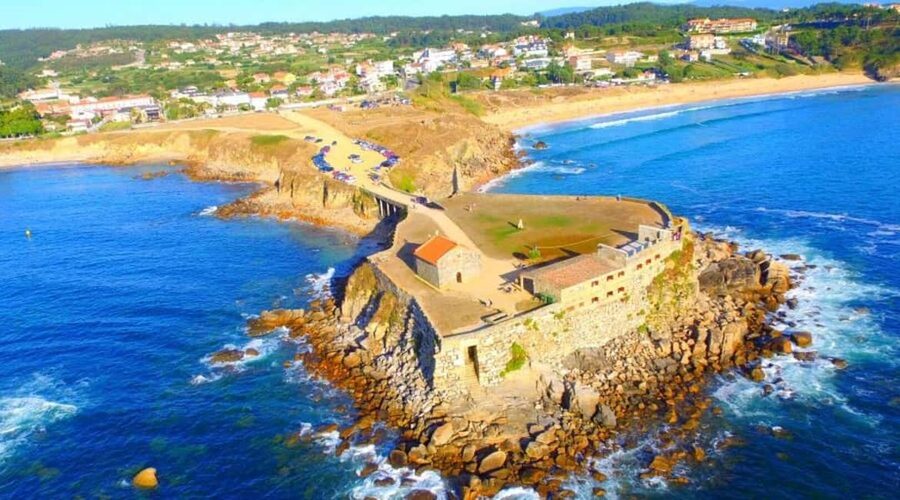 From Santiago: Rías Baixas Tour with boat trip and winery - O Grove and the paid boat decision