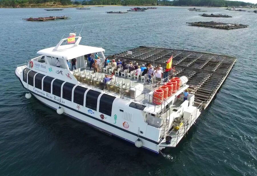 From Santiago: Tour to Rias Baixas with Boat Trip and Winery - Key points to know before booking