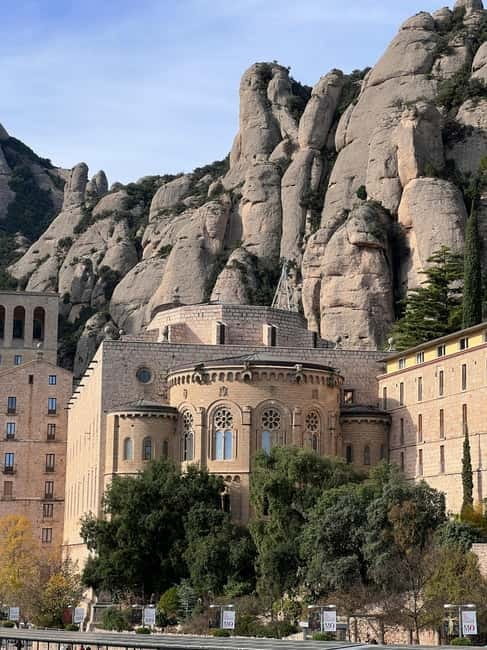From Sitges: Montserrat, Lunch and Winery, Free Hotel Pickup - Is $247 a fair price?