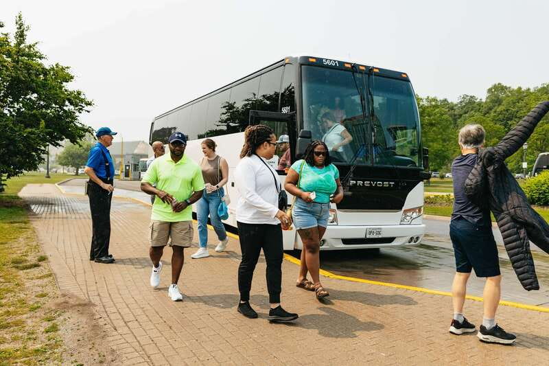 From Toronto: Niagara Falls + Winery, Cruise, & Lunch Option - Time, value, and the package choice