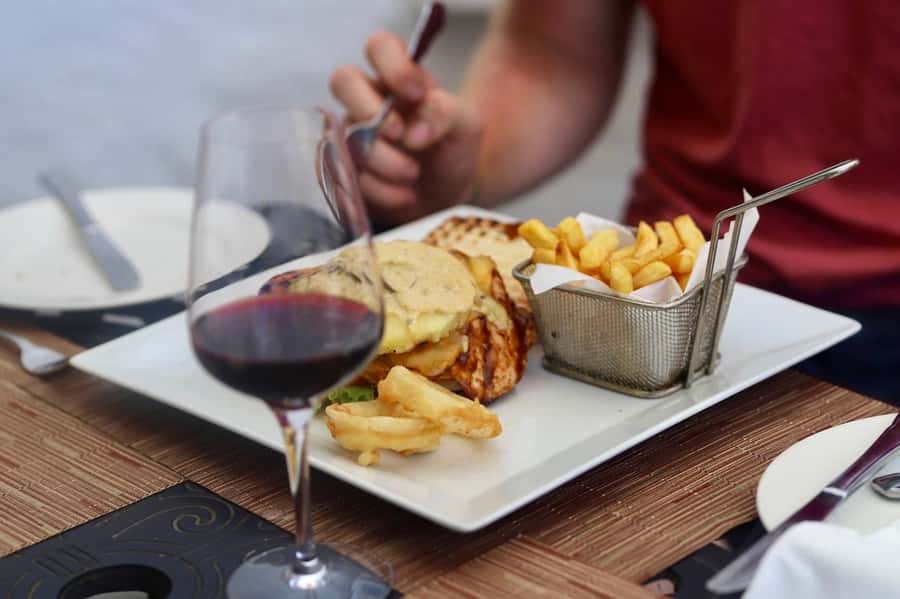 Full-Day Winelands E-Bike Tour with Wine Tasting & Lunch - From Cape Town to the Stellenbosch vines