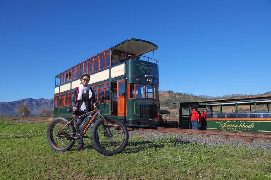 Full-Day Winelands E-Bike Tour with Wine Tasting & Lunch - The first tasting among the vineyards