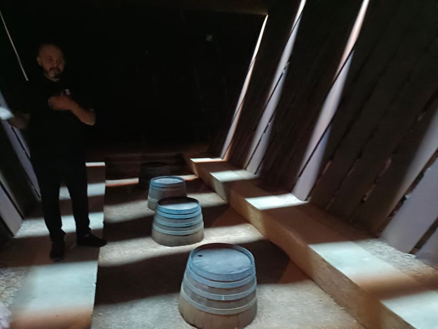 Girona: Local Wineries Tour with Breakfast and Wine Tasting - Why Empordà wine country is worth the drive