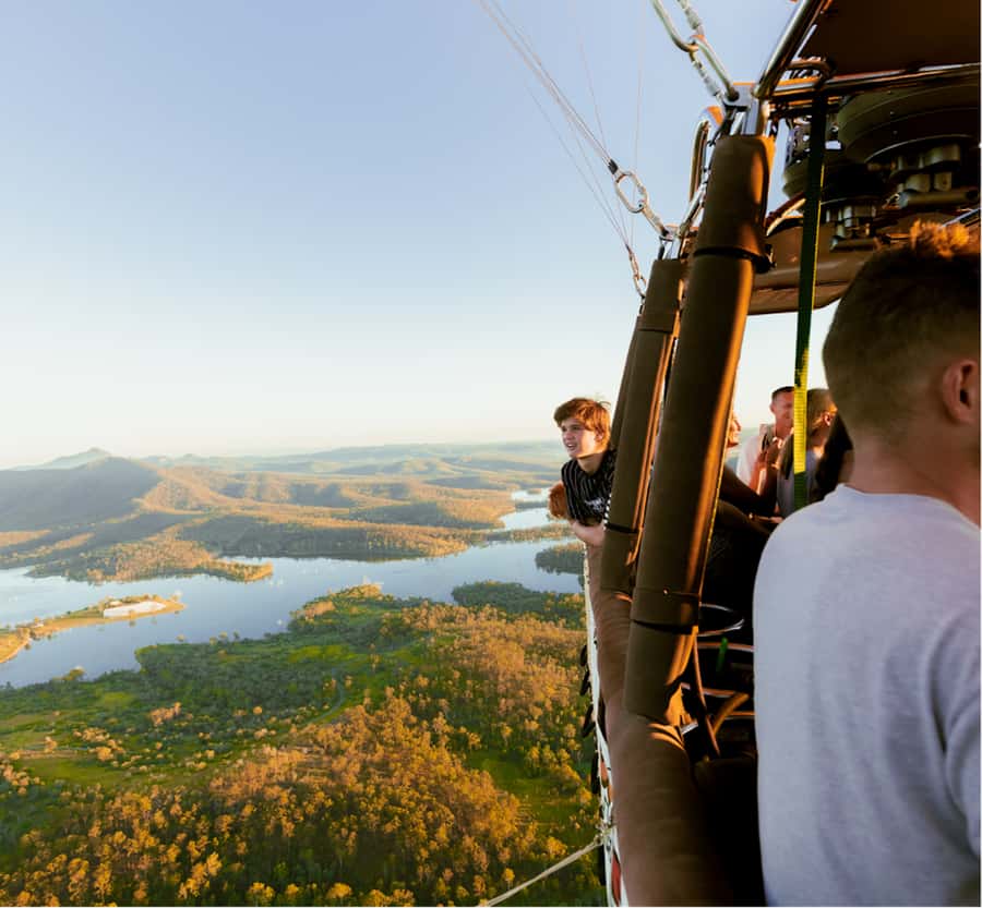 Gold Coast: Hot Air Balloon Flight and Vineyard Breakfast - My take: book it for the flight, enjoy the extras