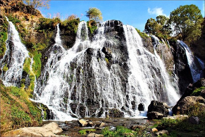 Group Tour: Shaki waterfall, Tatev monastery & ropeway, Hin Areni winery - Shaki Waterfall: a brief mountain pause