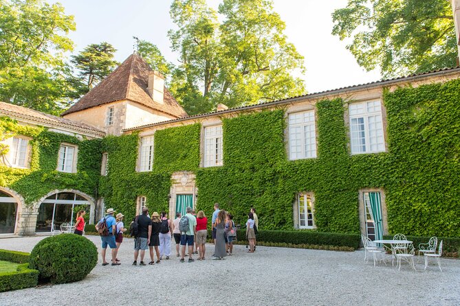 Half-Day Wine tour across Bordeaux’s Vineyards - Inside the château: from grape to bottle