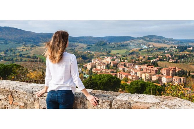 Horseback Riding and Winery Lunch Experience in San Gimignano - Local products add a shopping angle