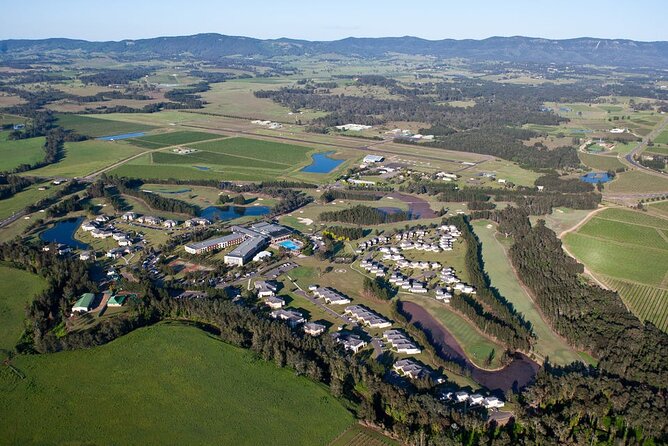 Hunter Valley Wine Country Helicopter Flight from Cessnock - A fast look at the Hunter Valley from Cessnock
