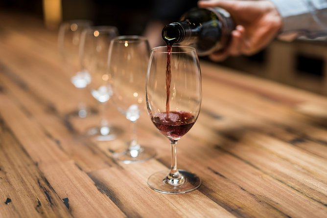 Hunter Valley Wine Tour from Sydney with Lunch and 3 Cellar Door Tastings - Three cellar doors around Pokolbin