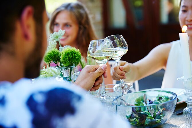Immersive winery visit, tasting and picnic cart - What the cellar tour adds after the film