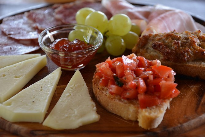 It's Wine Time! 2 wineries & farm-to-table lunch—max 8 pp - Is $272.11 a fair price?