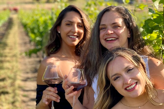 Kelowna Mystery Full Day Guided Wine Tour With 5 Wineries - What the $133.69 price really covers