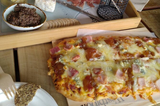 Kumeu Winery Boutique Tour with Gourmet Lunch from Auckland - Soljans Estate Winery: a first tasting near Kumeu