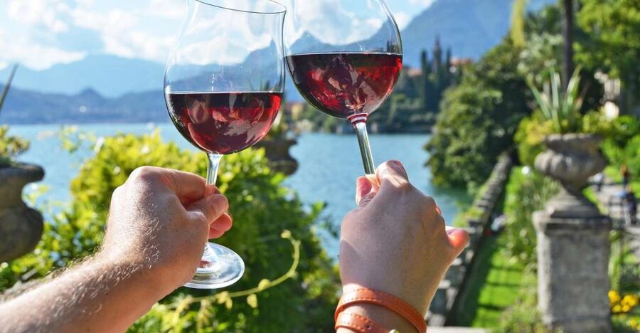 Lake Como: Winery Tour with Wine Tasting - Inside the cellar with Silvia