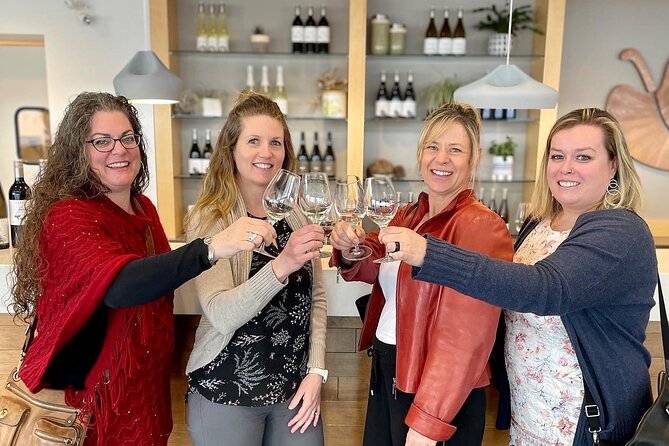 Lake Country Half Day Guided Wine Tour With 4 Wineries - Peak Cellars brings the big Okanagan views