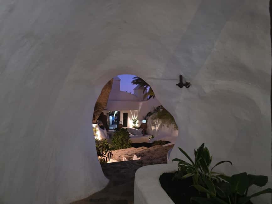 Lanzarote: Evening Tapas, Winery & Lagomar Experience - Is $81 good value when tapas cost extra?