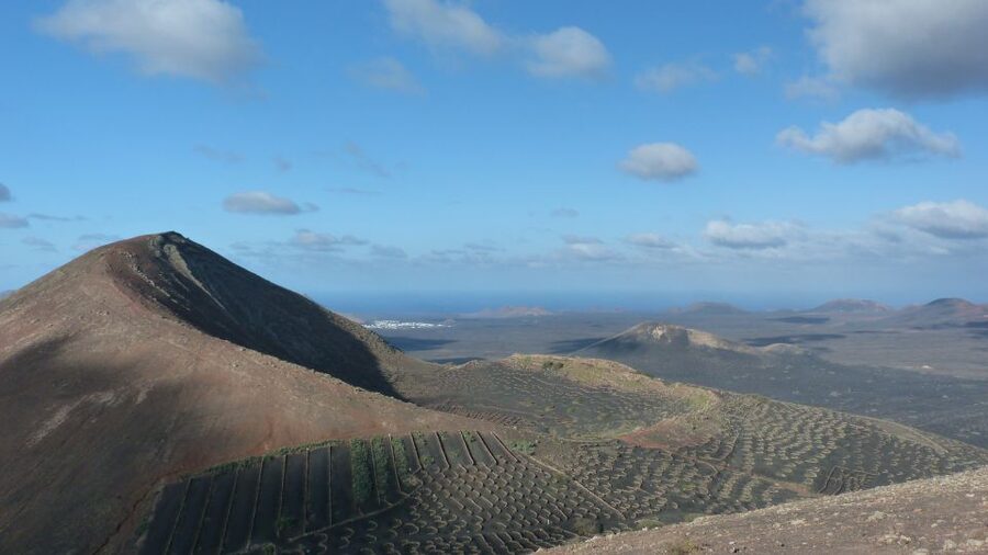 Lanzarote: La Geria Vineyards Hiking Tour - What you get for $55