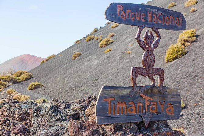 Lanzarote Volcano and Wine Region Tour from Fuerteventura - Key points to know before booking