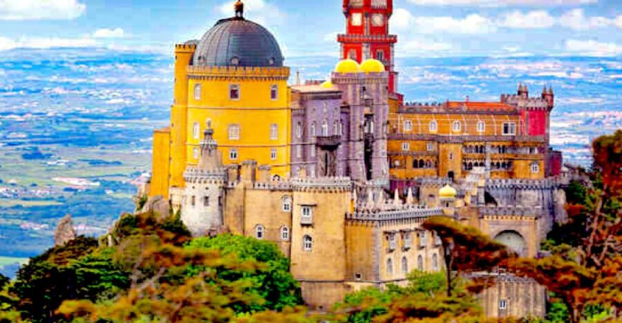 Lisbon: Sintra, Pena Palace, Quinta Regaleira, Cascais Tour - Down to Guincho Beach and the Atlantic