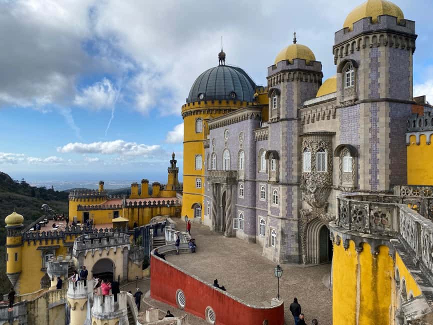 Lisbon: Sintra Tour with Pena Palace and Quinta da Regaleira - Quinta da Regaleira and its strange beauty