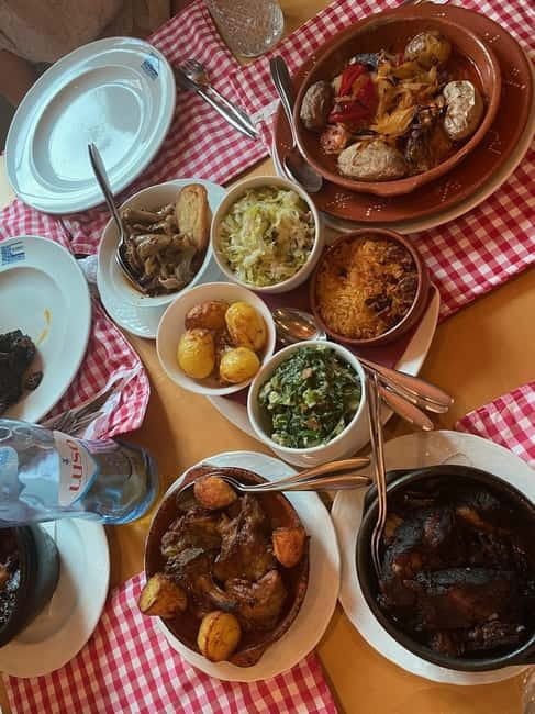 Lisbon: Sintra Tour with Pena Palace and Quinta da Regaleira - Lunch and free time in Cascais