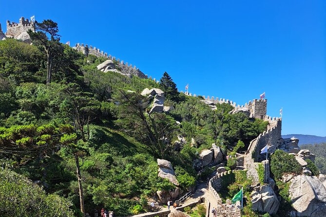 Lisbon: Sintra Town,Pena Palace, Moorish Castle& Quinta Regaleira - The Moorish Castle delivers the best views